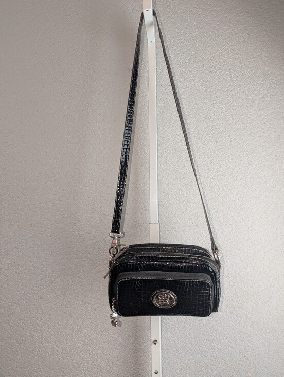 Kathy Van Zeeland Handbags - 2000s Kathy Van Zeeland Black Faux Crocodile Crossbody Purse Orange/Gold Lining